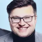 Zwei Männer in Anzügen