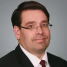 Dunkelhaariger Mann mit Brille